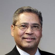 Nathaniel Waring's Instagram, Twitter & Facebook