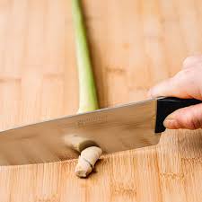 But if i came across one in a field somewhere, i'd be grinning my way back to the kitchen. How To Cook With Lemongrass Posh Journal