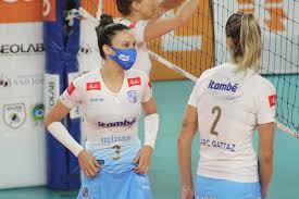 Macris hoje é titular absoluta, mas caso precise ter uma inversão ou substituição, todas as vezes em que entrou, roberta atuou. Macris Decide Continuar Jogando De Mascara Web Volei
