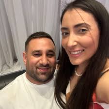 רומן אנטון היה סוכן משטרתי מעולה בתוך הארגון של האחים לביא. פעולה אחר פעולה  שלהם סוכלה, עד שעלה החשד שיש חפרפרת