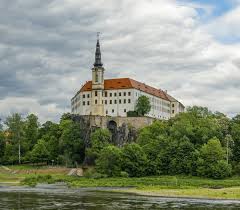 Besucht die sehenswürdigkeiten athens & taucht in frühere zeiten ein. Decin Toulejse Cz