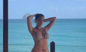 People who liked agathe auproux's feet, also liked Critiquee Sur Son Poids Agathe Auproux Tourne En Derision Ses Detracteurs Metro