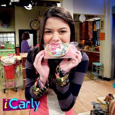 Do you like this video? Icarly Auf Twitter Fat Cakes For The Last Time Our Wrappers Aren T Edible