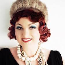 Kirsten Tate's Instagram, Twitter & Facebook