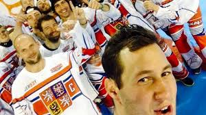 Loskot a Bernard jsou hokejovými mistry!