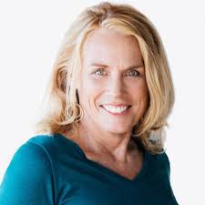 Jummie Moses, Creator & Host of "Shifting Dimensions" Podcast by The Pod of  DC