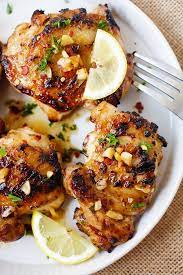 Sprinkle lemon juice to taste over top of dish. Lemon Garlic Chicken Easy Delicious Recipes Garlic Chicken Recipes Chicken Recipes Lemon Garlic Chicken