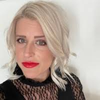 Sarah Smalling's Instagram, Twitter & Facebook