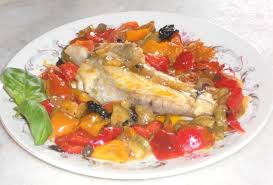 La coda di rospo, o rana pescatrice, è un pesce dalle carni bianche, sode e magre. Rana Pescatrice Con Peperoni Unadonna