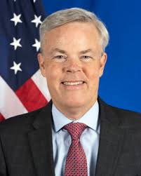 Consul General Baxter Hunt