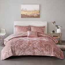 Pacific coast® queen down comforters are filled with goose and duck down that will keep you cozy and warm. Hampton Park Felicia 4 Piece Full Queen Comforter Set In Blush Nebraska Furniture Mart