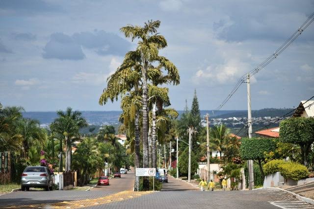 Resultado de imagem para Aberta venda direta para morador do Ville de Montagne"