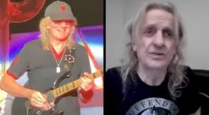 Glenn Tipton, de Judas Priest, à propos de K.K. Downing : "Il n'a jamais  demandé à aucun des membres du groupe de rejoindre Priest"