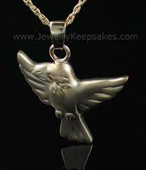 Jewelry Keepsakes Has First Rate 14k Gold Dove Open Wings That Are Customizable With Your Choice Of Personalization Urn Pendant Urn Jewelry Gold