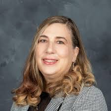 Erin Reyes's Instagram, Twitter & Facebook