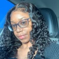 Shannon Biggers's Instagram, Twitter & Facebook