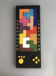 Polyblicy es un juego de disparos multijugador en primera persona (juego fps) que se puede jugar en tu navegador web. Diy Board Game Puzzle Katamino Travel Tetris Board Games Diy Diy Projects For Men Games