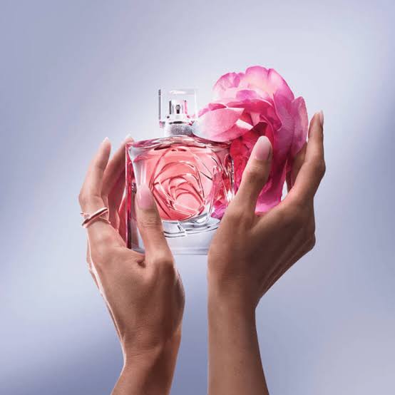 Lancome La Vie Est Belle Rose Extraordinaire EDP - Apa Niche