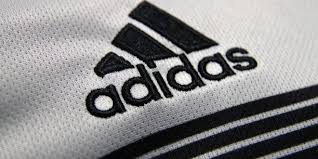 Le tribunal de l'union européenne a estimé mercredi que le logo déposé par l'office de l'union européenne pour la propriété intellectuelle (euipo) avait dans un premier temps enregistré en 2014 la marque en faveur d'adidas. Resultats Grace A La Coupe Du Monde Adidas Est Bien Dans Ses Baskets