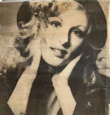 Annette Kearney's Instagram, Twitter & Facebook