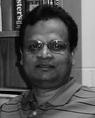 Self-assembled tetrapyrrole