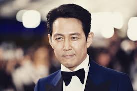 Lee Jung Jae dan Lee Byung Hun Dipastikan Muncul dalam Sekuel Squid Game