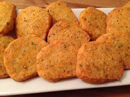 Sables Au Cheddar Piment D Espelette Et Thym Les Papilles De Karen Piment Espelette Piment Cheddar