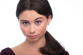 Capturing Your Essence: The Art of Headshots for Aspiring Actors —  Fotoplicity