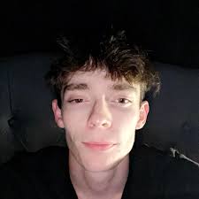 Ezra Kade Olivan was born February 17th, 2005, in Harrison, Arkansas, to  David and Angela Olivan. He went to be with the Lord