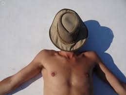 29.08.2017 · unlike other burns, the symptoms of sunburn do not become apparent until hours later, worse in the next day or two, and usually dissipate in less than a week with peeling skin as well. How Do Sunburns Increase Your Risk Of Skin Cancer Top Doctors