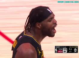 The Golden State Warriors are playoff-bound! The Dubs held