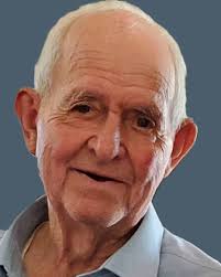 🇺🇸 Wilfred Joseph “Joe” Beyers, 91, of Pana passed away Thursday, Oct. 2  in Hickory Estates Memory Care, Pana. He was born December 17, 1933 in  Pana, IL to the late Wilfred
