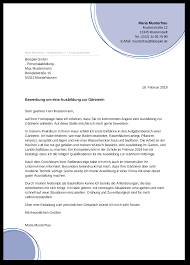 Im freien rieselbeton von einem transporter abladen. Die Bewerbung Zur Ausbildung Gartner Gartnerin Ausbildungspark Verlag