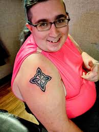 This is one of my favorite tattoos, done in upstate New York by TeeJay  Hatch.