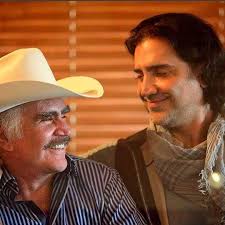 Vicente Fernández sobre el accidente de su hijo Alejandro: 'Lo venían  mirando los ángeles del cielo'