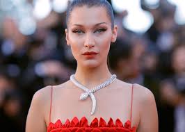 Latest bella hadid news on her diet, body and cannes style plus updates on gigi hadid's model sister's instagram, net worth and split from the weekend. Images Of Bella Hadid Removed From The Dubai Mall After Uae And Saudi Controversy The National