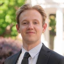 I'm ecstatic to share I've joined Bain & Company! I have enormous gratitude  to so many Bainies for their help along the way including Ken Fraser, Marc  Mannara, Fabio Kammler, Rafael Rivera,