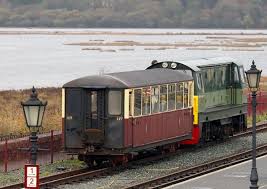 Pin By Alan Leach On N G Ffestiniog Railway Railway Train Image