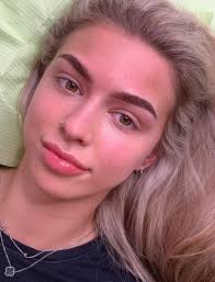 Hi guys I'm Abbie a Semi Permanent Make Up Artist 👩🏻‍🎨 🍁 based in Upper  Marham 🍁 At home salon 🍁 Powder, Combination or Hairstroke effect. 🍁  Cash/Card & payment plans available