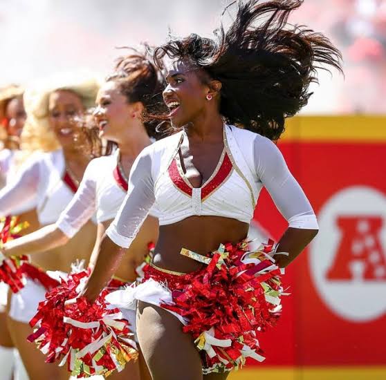 Krystal Anderson, former Chiefs cheerleader, dies after stillbirth
