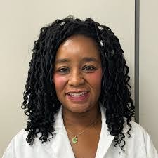 Benjamin Holton's Instagram, Twitter & Facebook