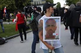 Un chasseur dit avoir vu le cadavre. Fall Conings Zehn Personen Stehen Unter Polizeischutz Grenzecho
