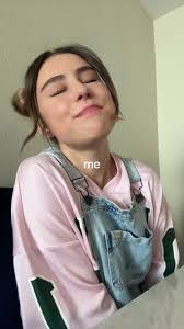 Bibiana Valdez's Instagram, Twitter & Facebook