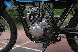Pt kawasaki motor indonesia (kmi) punya w175 yang diturunkan untuk memikat konsumen pencinta motor retro. Klasik Dan Resik Ubah Yamaha Scorpio Jadi Motor Trail Jadul