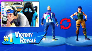 O mundo dos jogos, da música, dos filmes e da moda colidem no fortnite na série ícones. Streamer Ensina Como Trocar Pra Skin Default Do Fortnite Na Temporada 5 Youtube