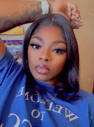 Long-lasting friendship among Midnight Oil fans leads to children attending  same college