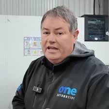 Wheeler Dealers' Mike Brewer says popular Ford is ideal used car for under  £10k