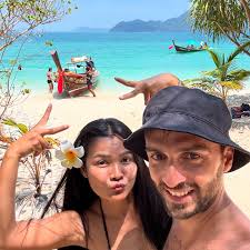 Viaggiando in Asia added a new photo...