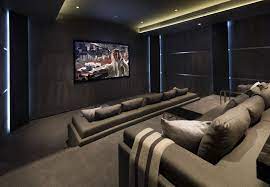 talk about a perfect room for a football party desain rumah bioskop rumah rumah kontemporer