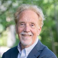 Dean's Office : Manning College of Information & Computer Sciences : UMass  Amherst